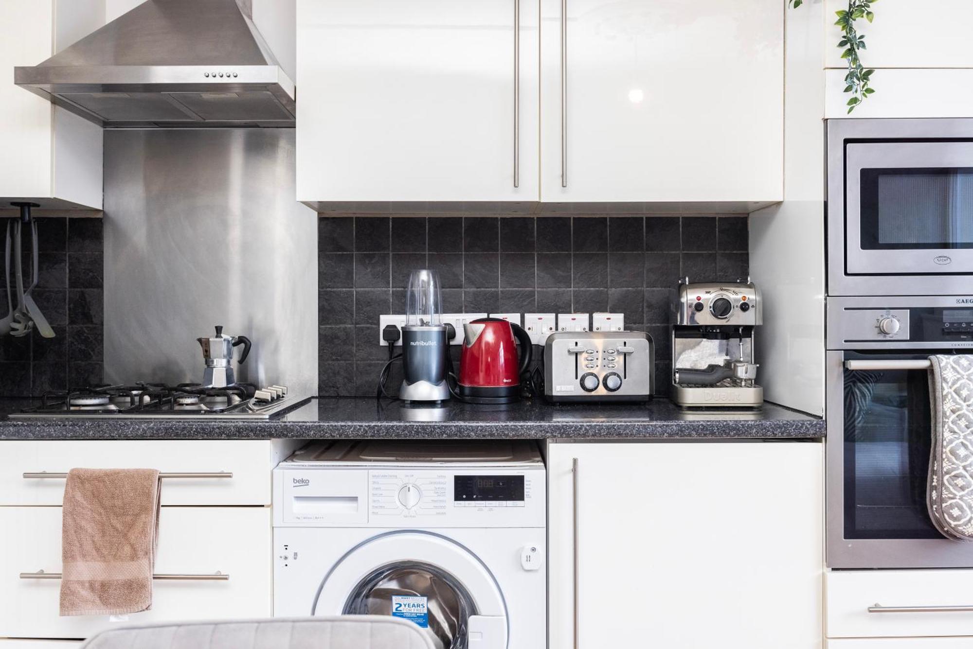 Trendy 4 Bed Apartment Near Vibrant Shoreditch W Balcony And Walking Distance To Tube Londres Exterior foto