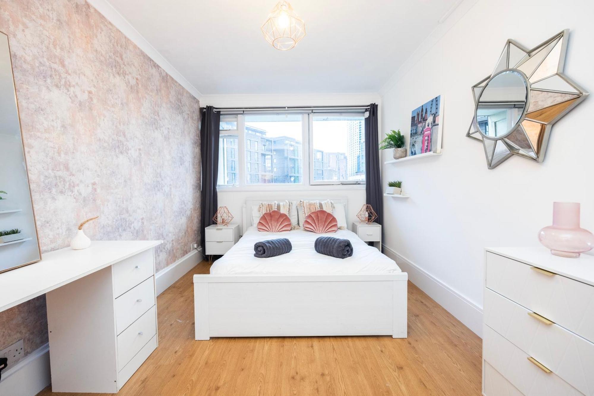 Trendy 4 Bed Apartment Near Vibrant Shoreditch W Balcony And Walking Distance To Tube Londres Exterior foto